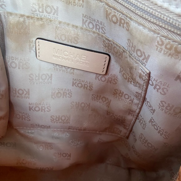 Michael Kors signature logo large tote, brown beige straps, beige inside - Picture 3 of 4